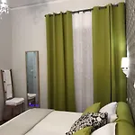 Gia'notte Bb Centro By Elodeagroup Bed and Breakfast Σαλέρνο