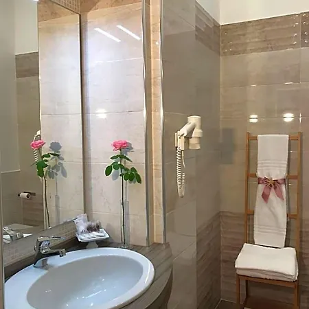 Gia'notte Bb Centro By Elodeagroup 4* Salerno