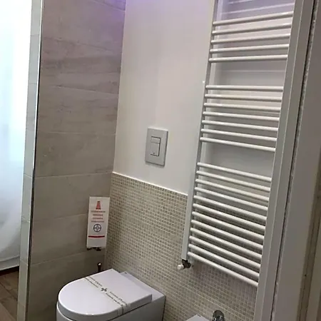 Gia'notte Bb Centro By Elodeagroup Oda ve Kahvaltı 4*